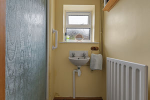 Photo 33- click for photo gallery